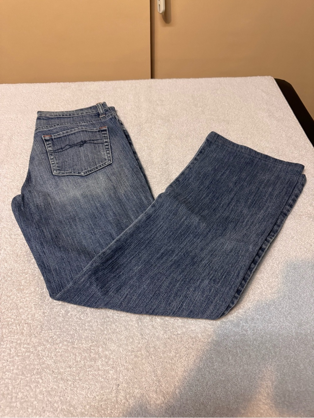 Women’s New York & Company Westside Bootcut Jeans. Size 2 Average